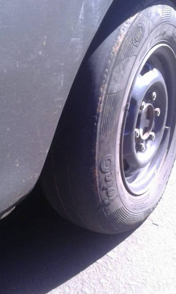 Veículo de transporte escolar é recolhido por irregularidades, em Santa Rosa - foto 3