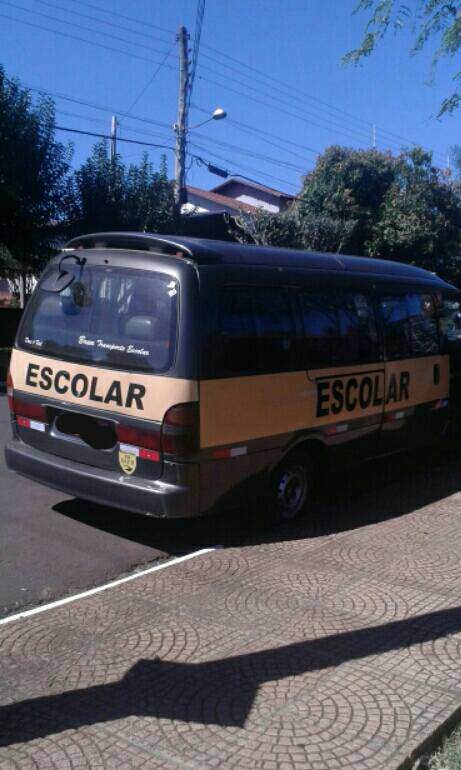 Veículo de transporte escolar é recolhido por irregularidades, em Santa Rosa - foto 2