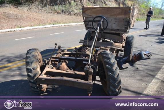 Idoso morre em acidente com carreta agrícola em Ametista do Sul - foto 2