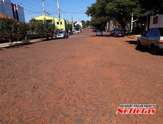 Trecho da rua
Planalto continua em más condições, em Três de Maio - foto 2