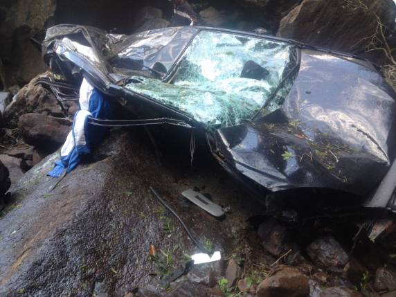 Jovem morre ao cair com carro em cascata em Nonoai - foto 2