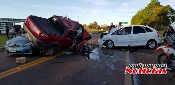 Acidente grave envolve três veículos na BR 472 em Santa Rosa - foto 8