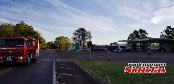 Acidente grave envolve três veículos na BR 472 em Santa Rosa - foto 9