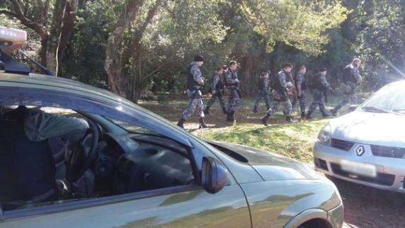 Náurio Adão Garcia Viana, de 46 anos, trabalhava na Brigada Militar há mais 

de 29 anos. Mais de 100 policiais participaram das buscas ao suspeito