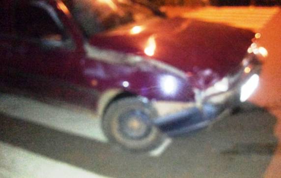 Acidente com danos materiais na esquina da Balduíno Schneider com a
João XXIII, em Horizontina - foto 3