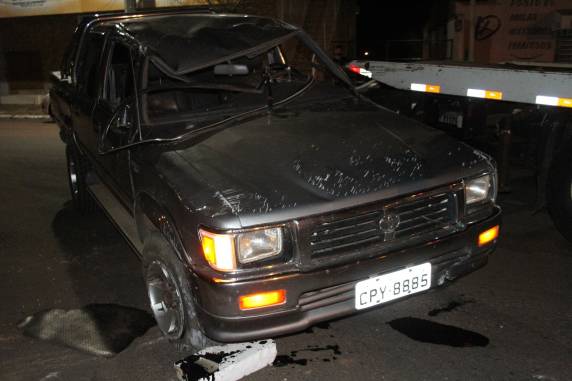 Condutor de Toyota capota na Sete de Setembro em Santiago - foto 3