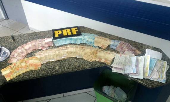 Em pouco mais de 24 horas, PRF recupera cinco veículos na BR 101 - foto 3