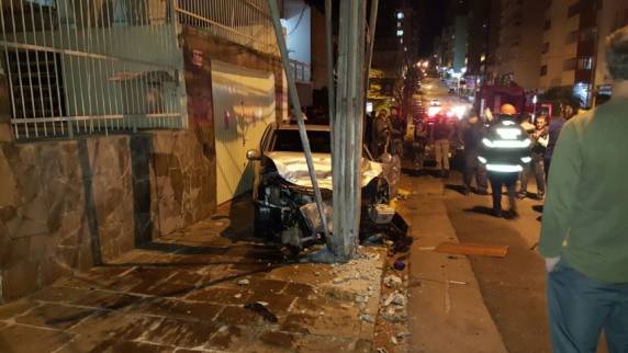 Grave acidente é registrado em Passo Fundo - foto 3