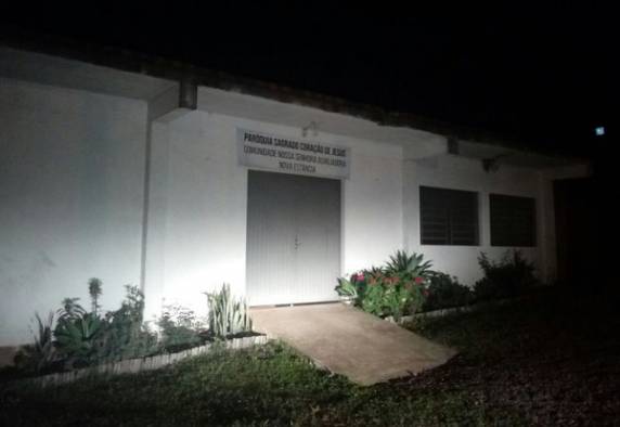 A vítima, conforme a polícia, teria sido agredida e foi 

morta por enforcamento. Homem teria surpreendido mulher durante uma aula de catequese