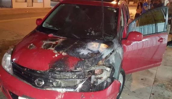 Prédios, carros e residência de integrantes da segurança pública são alvo de 

criminosos em 11 cidades de SC - foto 2