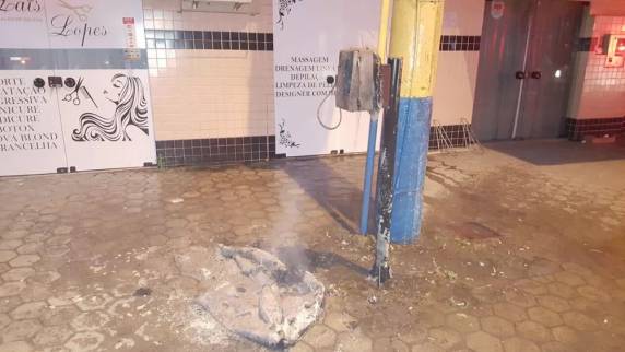 Prédios, carros e residência de integrantes da segurança pública são alvo de 

criminosos em 11 cidades de SC - foto 3