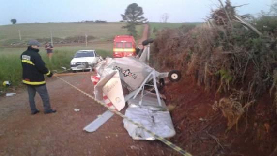 Piloto fica ferido após queda de ultraleve em Getúlio Vargas - foto 3