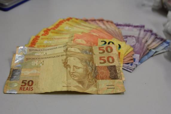 Maconha, cocaína e crack foram apreendidas nas prisões de suspeitos de integrar quadrilha Os Manos em Soledade - foto 3