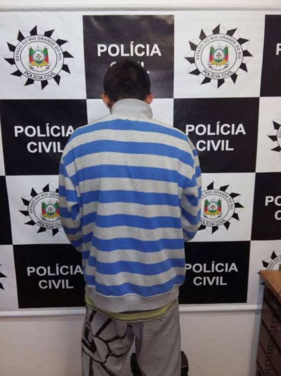 Maconha, cocaína e crack foram apreendidas nas prisões de suspeitos de integrar quadrilha Os Manos em Soledade - foto 5