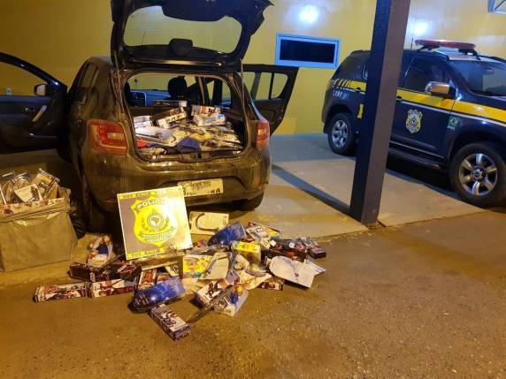 Três pessoas com produtos furtados no planalto norte catarinense são detidas e veículo clonado é recuperado em Joinvile - foto 2