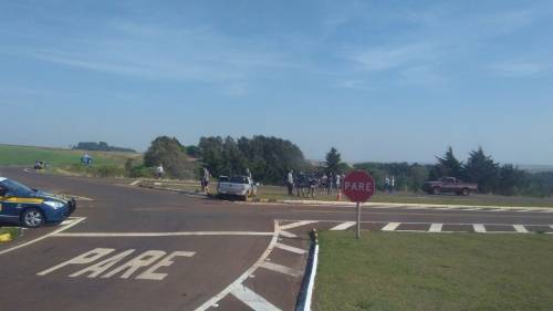 Acidente no trevo do Citegem deixou idoso ferido - foto 4