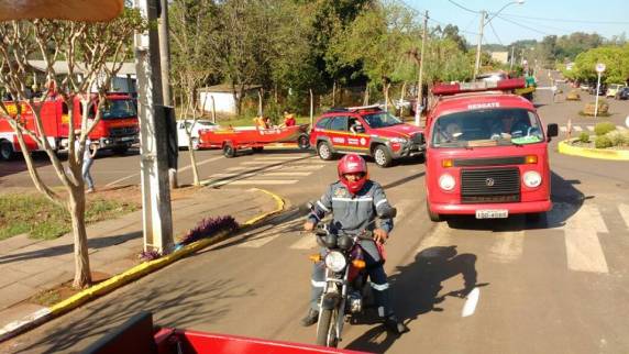 Bombeiros participam de Desfile Cívico em São José do Inhacorá - foto 5