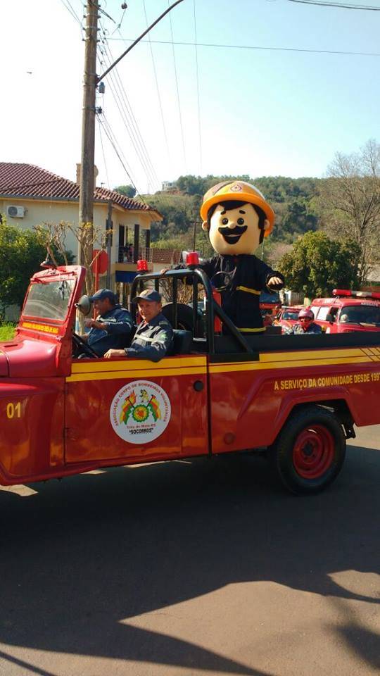 Bombeiros participam de Desfile Cívico em São José do Inhacorá - foto 2