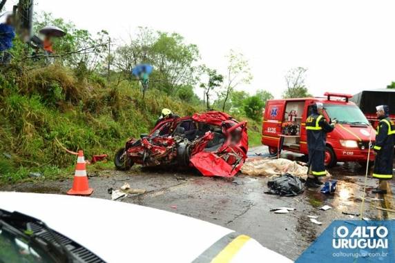 Grave acidente deixa quatro vítimas em Frederico Westphalen - foto 6