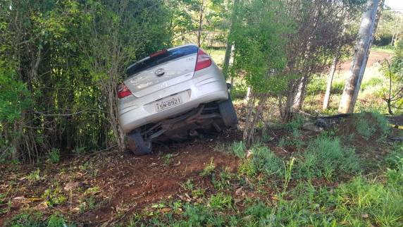 Colisão entre dois veículos deixa uma pessoa ferida na RS 522 entre Ijuí e Augusto Pestana - foto 4