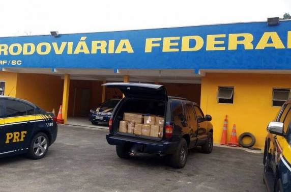 PRF flagra 600kg de camarão contrabandeado na BR 101 em Barra Velha - foto 4