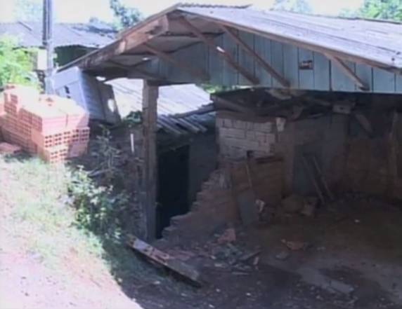 Enteado suspeito de matar garota de 16 anos é
preso em Chapecó - foto 2