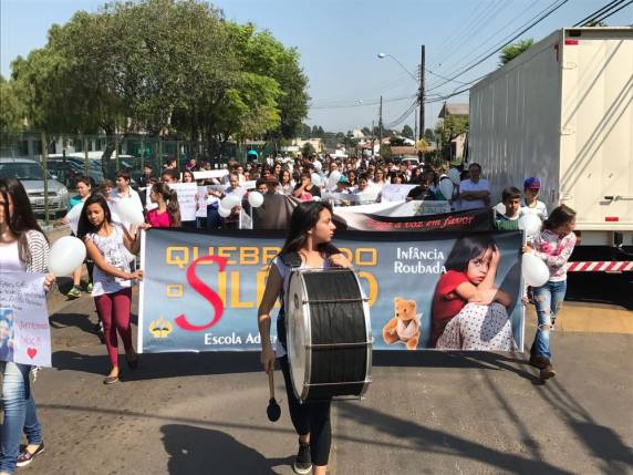 Enteado suspeito de matar garota de 16 anos é
preso em Chapecó - foto 3