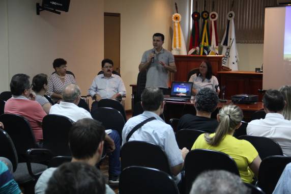 Subcomissão da Assembleia Legislativa realiza Audiência em Três de Maio - foto 3