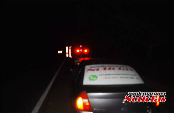 Carreta tomba e motorista fica ferido na BR 472 em Três de Maio - foto 6
