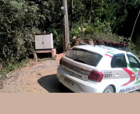 Conforme polícia, ele ficou mais de oito horas escondido em um 

matagal