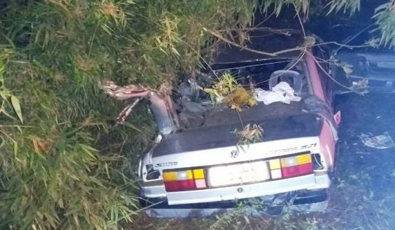 Acidentes envolveram carros e caminhões na BR-282 e na BR-470 entre a noite de sábado e a manhã 

deste domingo