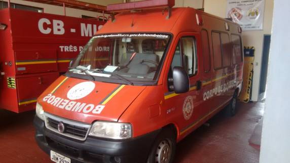 Corpo de Bombeiros entrega projeto ao
presidente da Câmara de Vereadores para compra de viatura - foto 3