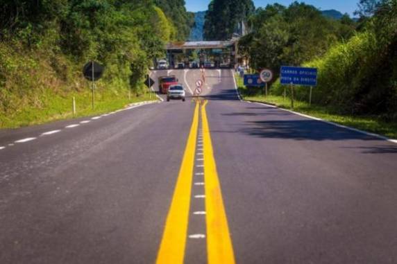 Tarifas serão reajustadas em 34,61% a partir da próxima segunda-feira nas 14 praças de pedágio 

administradas pela estatal