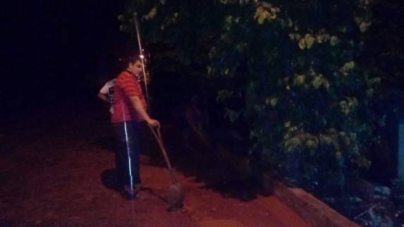 Famílias são surpreendidas com lama dentro de suas casas, em Três de Maio - foto 3