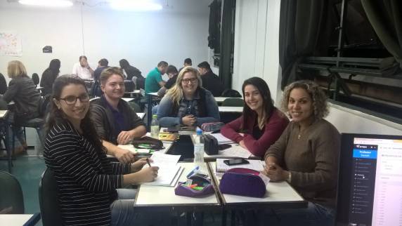 Acadêmicos de Direito estudam ações para efetivação dos DH
com base no design thinking - foto 3