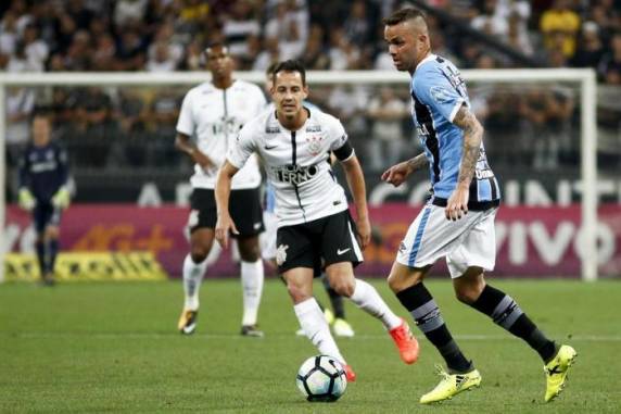 Atacante jogou 75 minutos e teve atuação discreta no Itaquerão