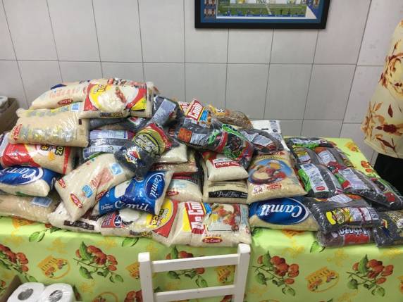 Bloco NoRecuerdo faz campanha com doação de alimentos ao Lar dos Idosos - foto 3