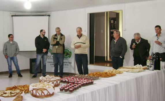 Café comemorativo marca aniversário de 34 anos do Sindicato Rural de Três de Maio - foto 2
