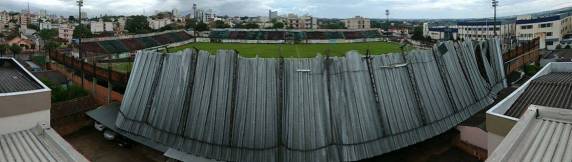 Cobertura do estádio da Zona Sul em Santo Ângelo é arrancada por fortes ventos na madrugada - foto 2