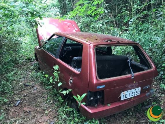 BOE flagra trio com peças de carros furtados em
Passo Fundo - foto 2