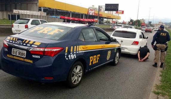 PRF recupera quatro veículos nas rodovias federais do Estado neste final de semana - foto 3