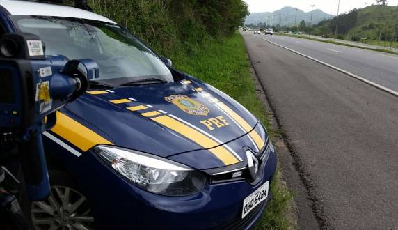 PRF flagra automóvel em velocidade maior que o dobro da máxima na BR 480 em Chapecó - foto 5
