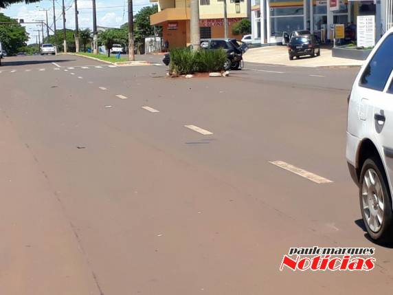 Acidente com danos materiais na Av. Senador Alberto
Pasqualini em Três de Maio - foto 4