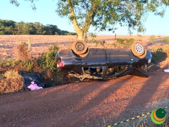 Adolescente morre em capotamento no interior de Passo Fundo - foto 2