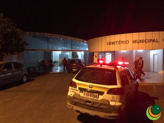 Motorista embriagado invade velório em cemitério de Passo Fundo - foto 2