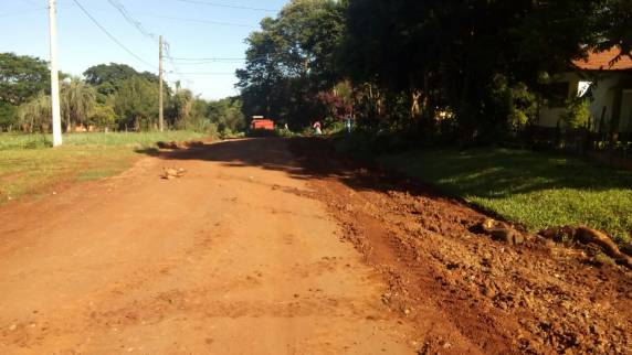 Obra de calçamento interrompe a rua Medianeira em Três de Maio - foto 2