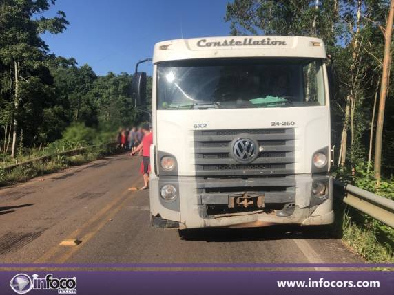 Grave colisão deixa cinco feridos na RS 591 - foto 5