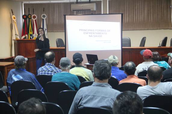 Palestra foi realizada 

com o intuito de conscientizar os servidores sobre a importância de se cuidar