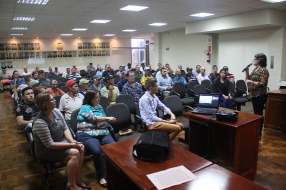 Novembro Azul: servidores municipais recebem informações sobre a saúde do homem - foto 4