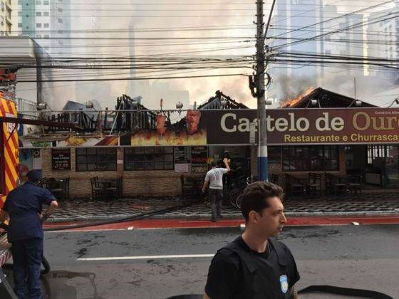 Restaurante 

sofreu um incêndio no início da manhã, por volta das 8h20min